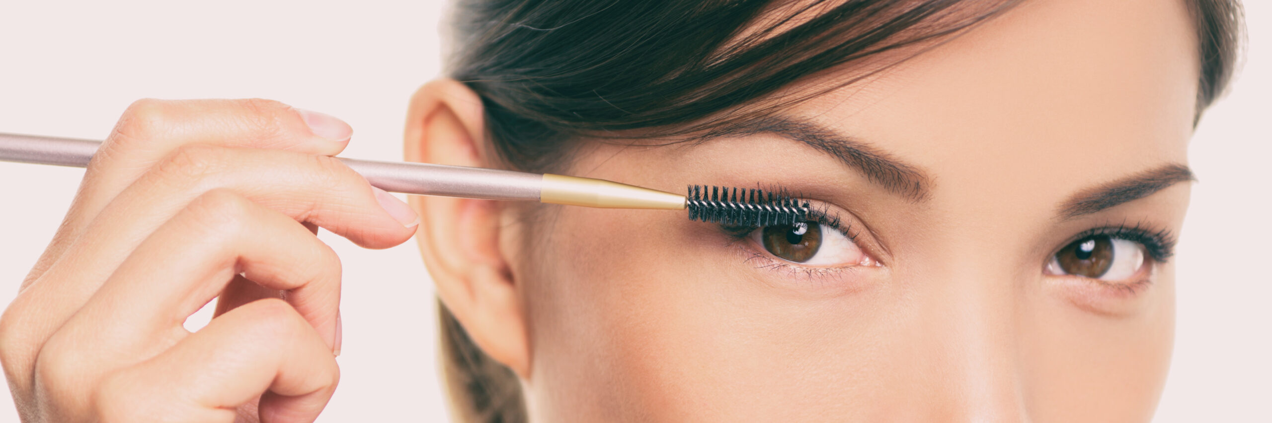 The Lash Lift: Unveiling the Truth About Castor Oil